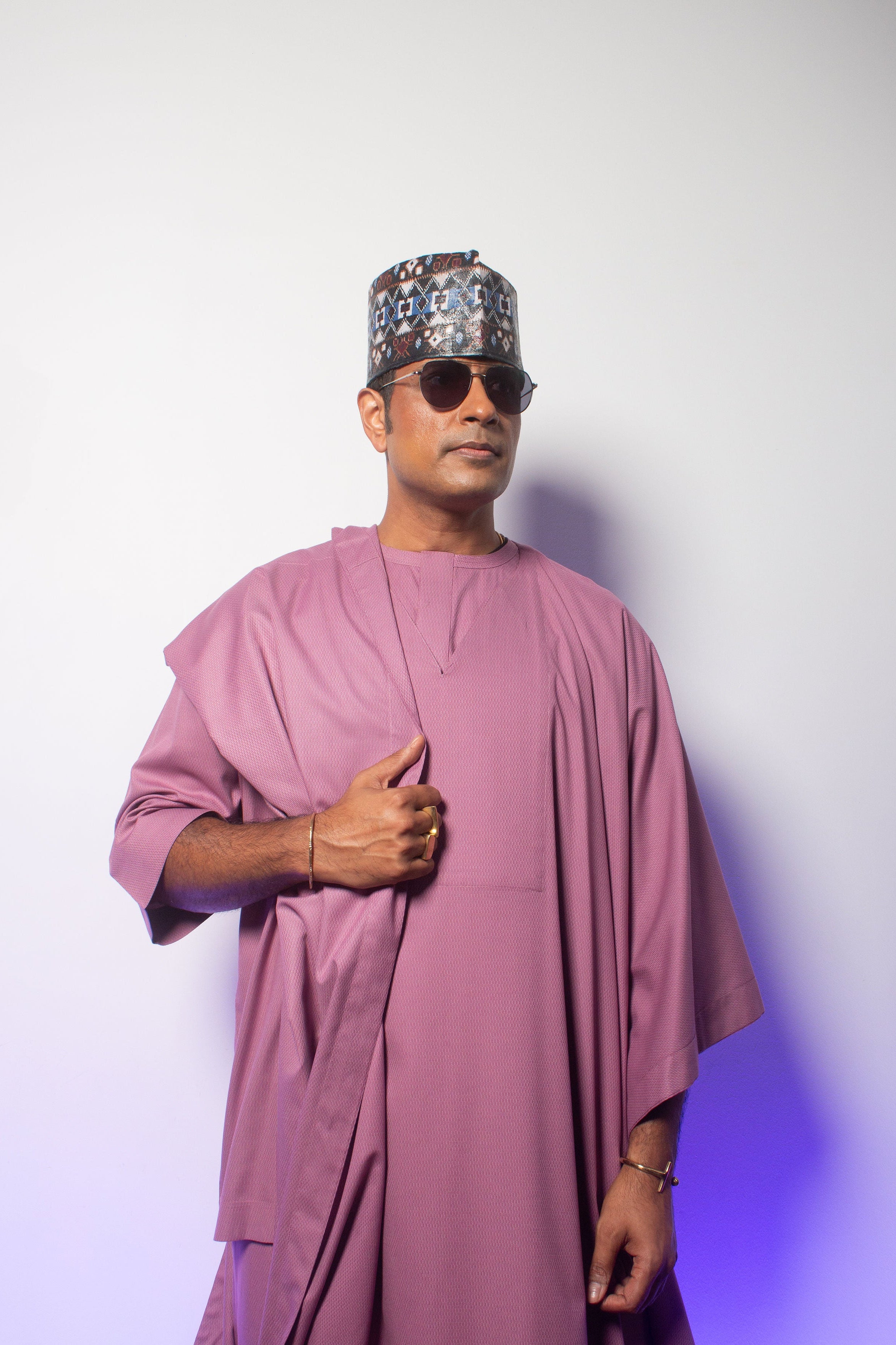 THE JỌMÍ AGBADA
